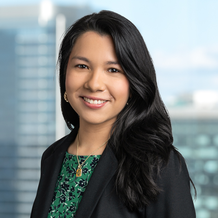 Paola Chavez Headshot