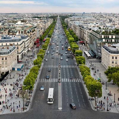 NWQ - Beautiful view of busy main road