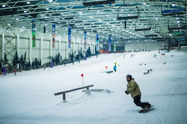Snow surfing at Xanadu 