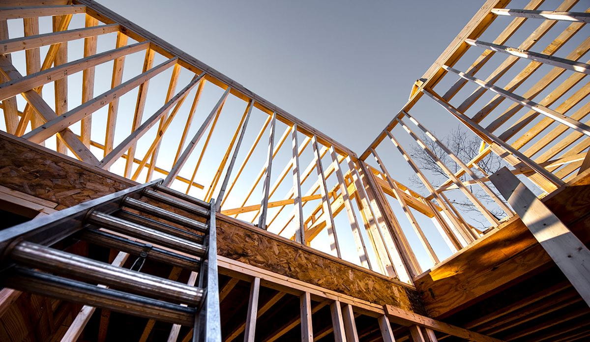 Costruzione del telaio di una casa