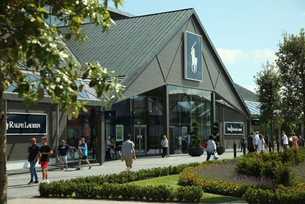 Cheshire Oaks