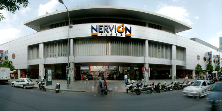 Vista frontale del Nervión Plaza