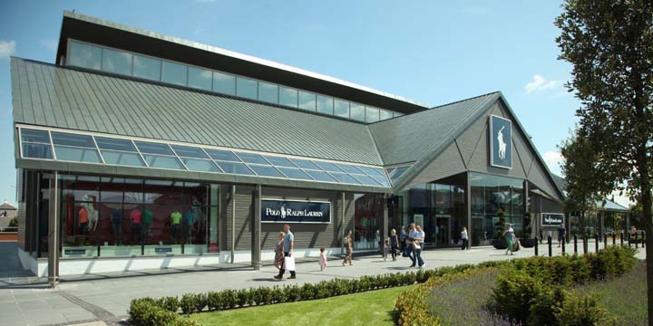 Cheshire Oaks